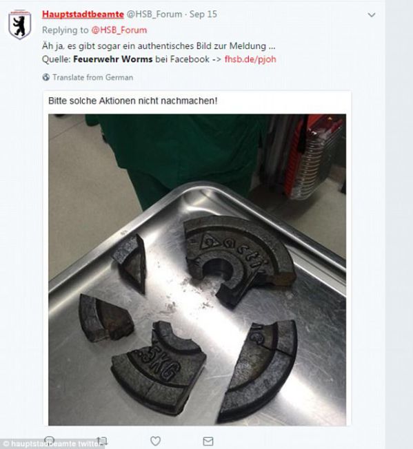 mắc kẹt cậu nhỏ