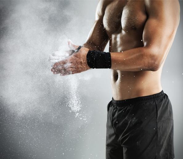 phấn tay hay găng tay